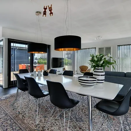 Hébergement de vacances 4 Bedroom Stunning In Haderslev