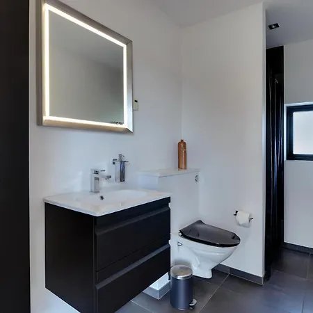 4 Bedroom Stunning In Hébergement de vacances *